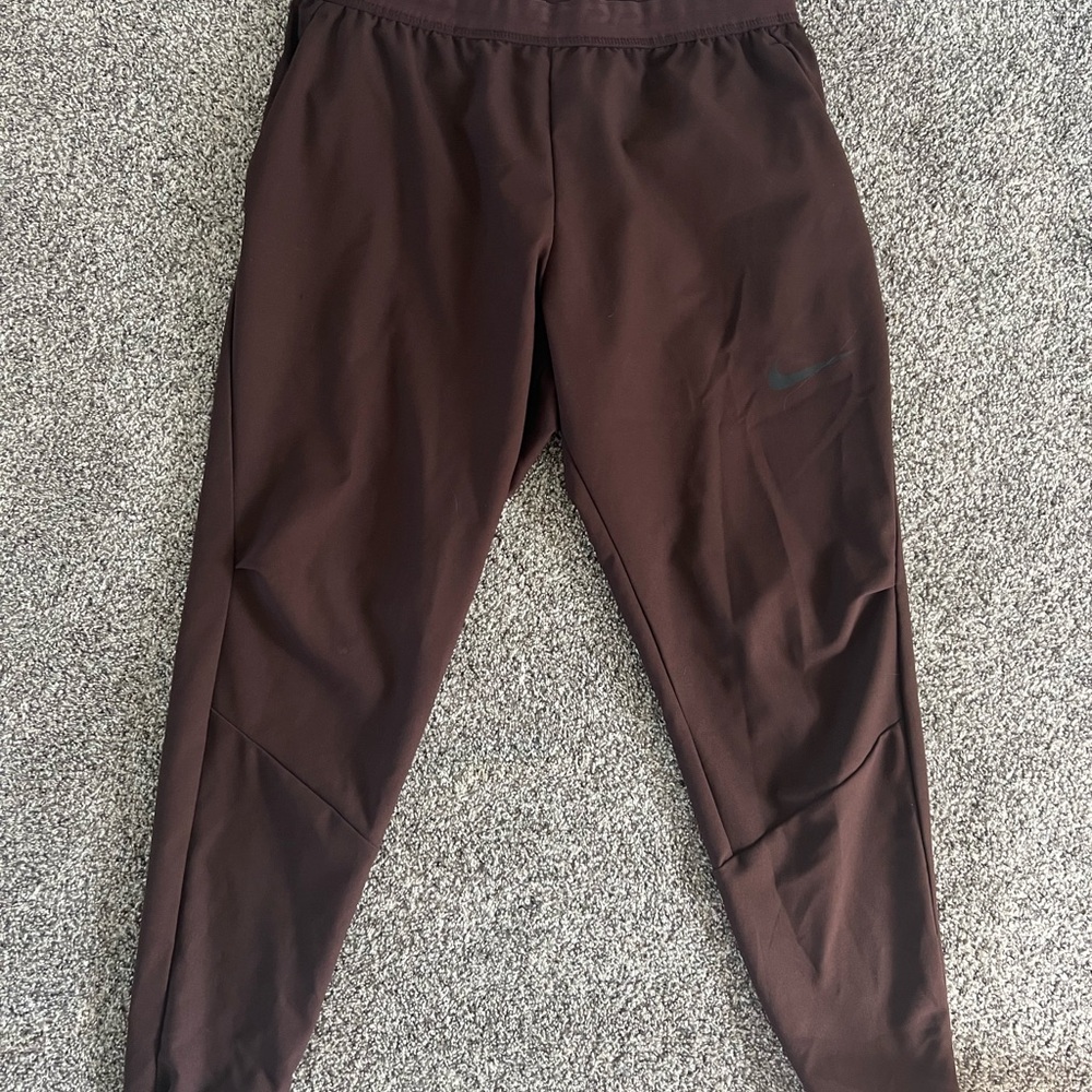 Nike Men's Dark Brown Joggers